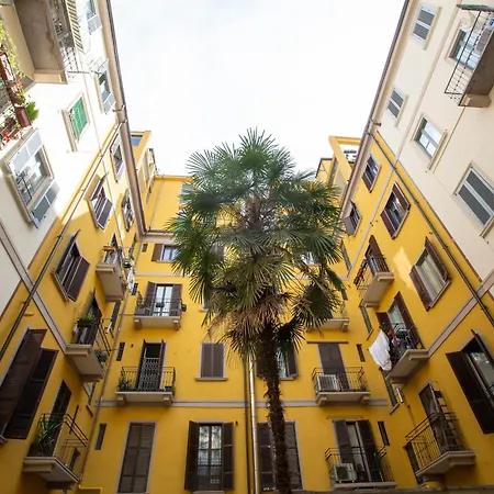 Bilocale Moderno Appartement Milan