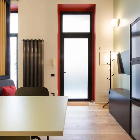 Bilocale Moderno Milan