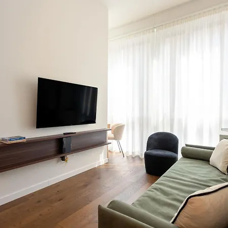 Mazzini Deluxe Apartment By Halldis *
