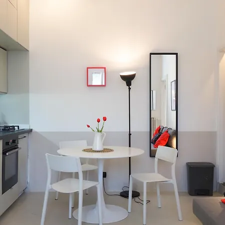 Primopiano Tadino A * ミラノ