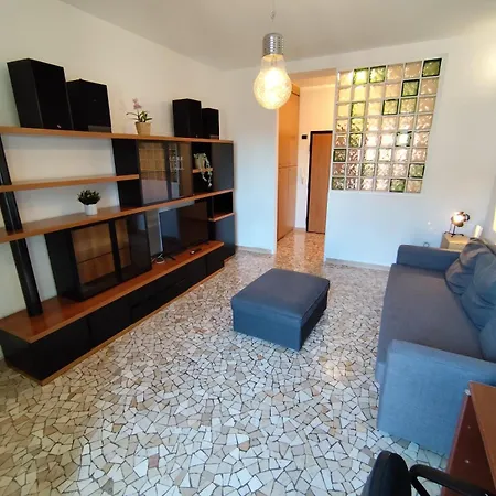 Urban Retreat, Eleganza E Comfort A