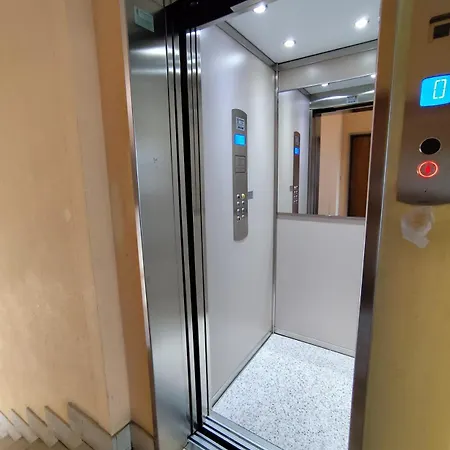 Urban Retreat, Eleganza E Comfort A