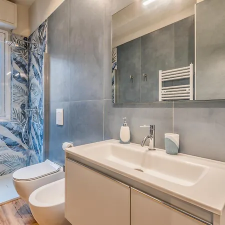 Center - 5 Min From Duomo And Linate Airport Апартаменты