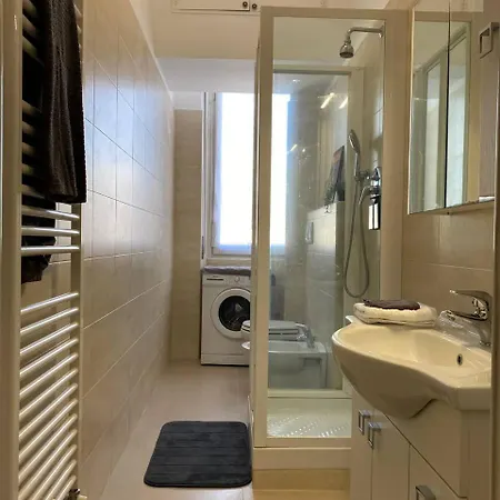 Elegant & Chic Navigli Apartament *