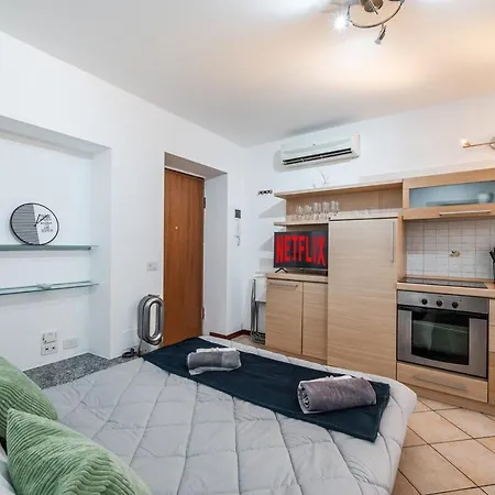 Navigli Darsena - In Center - Ac Appartement *