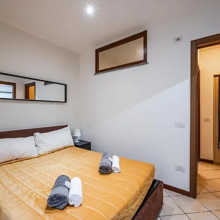 Navigli Darsena - In Center - Ac Appartement Milan