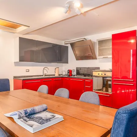 דירה Loft Design On 3 Levels Near The Polytechnic