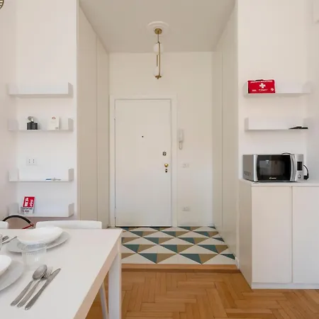 Homelovers Pretty Porta Venezia District Mm1