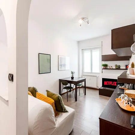Apartament Al 7 Cielo Certosa District *