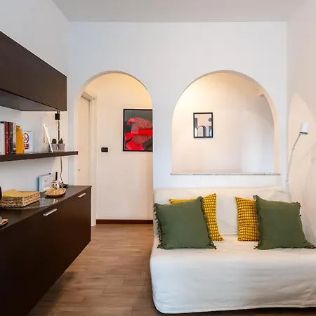 Al 7 Cielo Certosa District