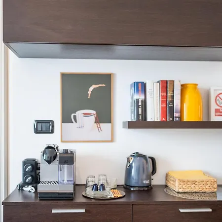 Al 7 Cielo Certosa District * Mediolan