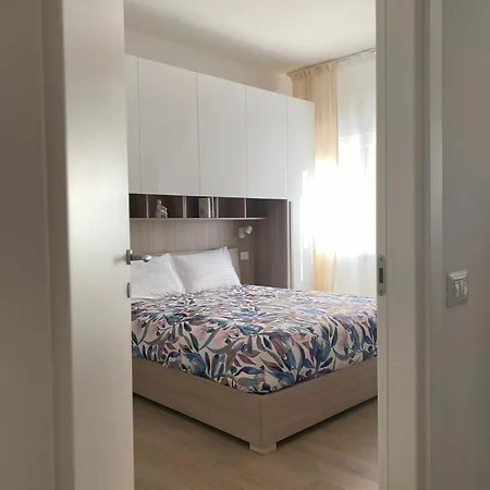 Апартаменты Lady Indigo 2 San Siro *