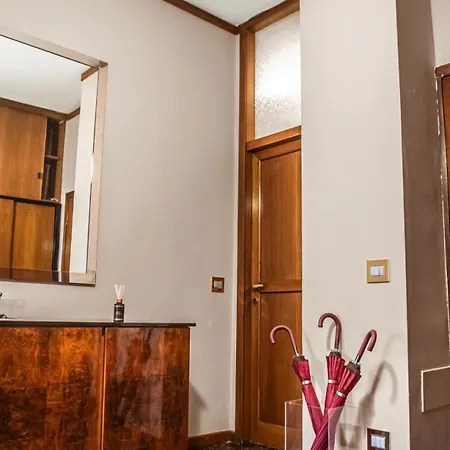 10 Minuti Dal Duomo - Elegante Domus * ميلان