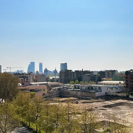 Elegante 80mq Vicino Sempione Апартаменты Милан