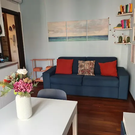 Blue Retreat M4 Milano