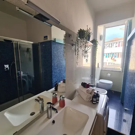 Blue Retreat M4 * Milan