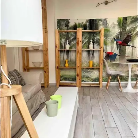 Street Montegani Apartman *