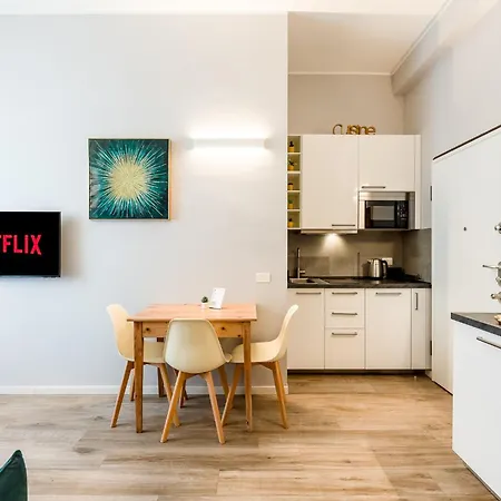 Carlotta - Repubblica Center By Innstay *