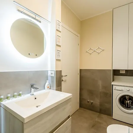 Carlotta - Repubblica Center By Innstay * מילאנו