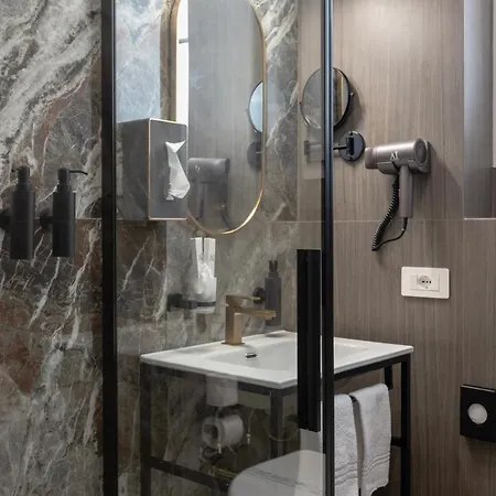 Ah - Duomo Signature 3*