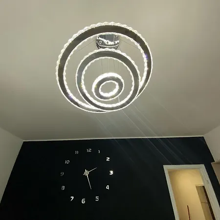 Apartment Lugano S&s Home, Moderna E Tranquilla, Vicino Al Centro Di Milano, Con Parcheggio Gratuito Esterno