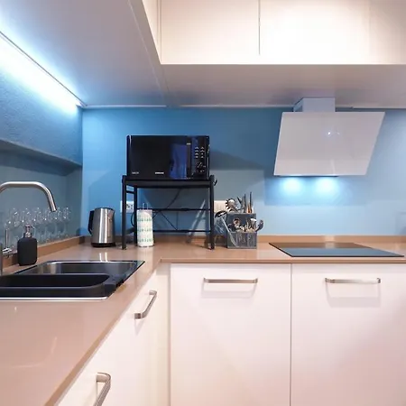 Modern Loft Just A Few Steps From Corso דירה מילאנו