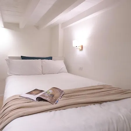 Modern Loft Just A Few Steps From Corso Appartamento