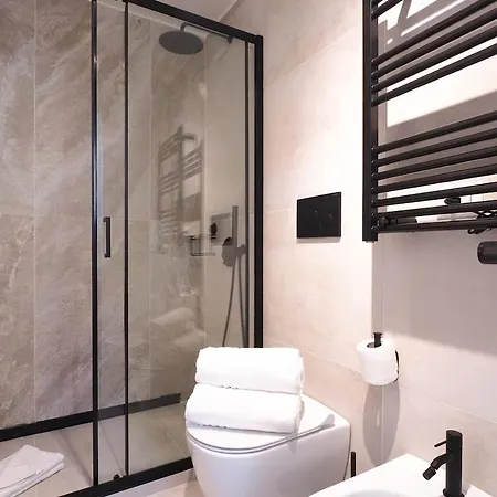 Contempora - Modern Loft Just A Few Steps From Corso Daire *