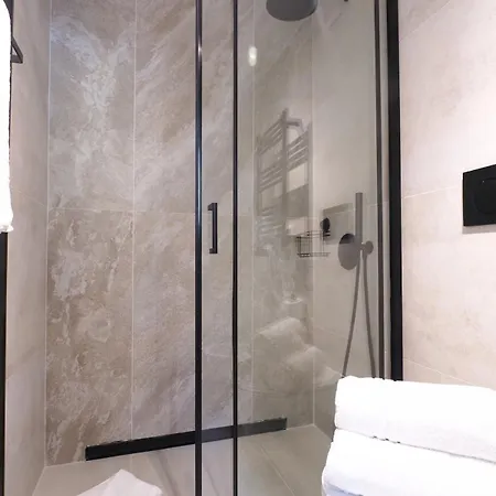 Modern Loft Just A Few Steps From Corso דירה מילאנו