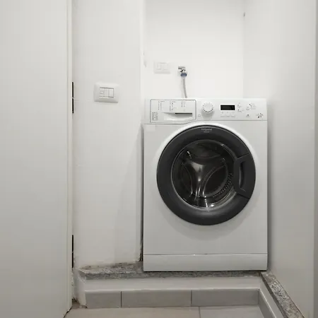 Flora 57 - Splendido Loft Nel Cuore Dei Navigli Apartamento