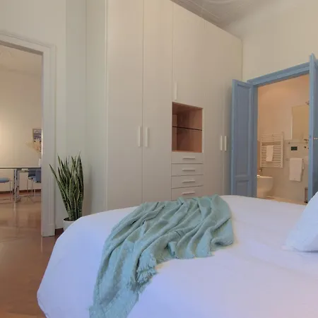 Dateo - Your - Work & Romance Milánó