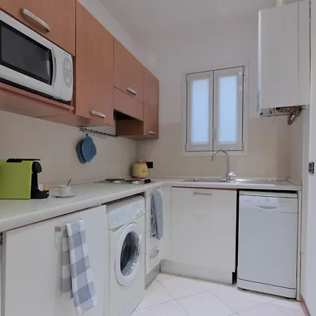 Dateo - Your - Work & Romance Apartman