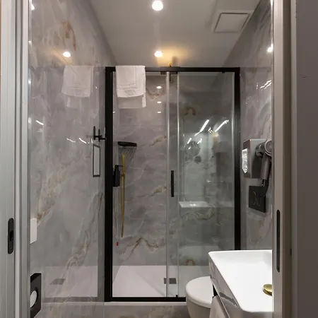 Ah - Duomo Signature 3* Milano