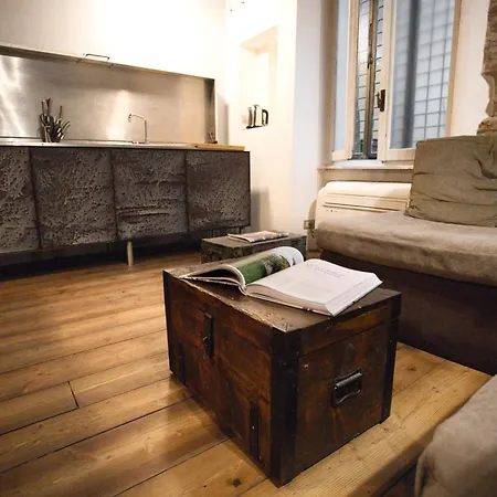 Hostmate - Milano - Pontaccio - Brera Apartmán *