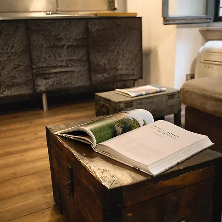 Hostmate - Milano - Pontaccio - Brera * Milán