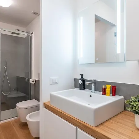 Bramante Design - A Pochi Passi Dal Duomo Apartmán *