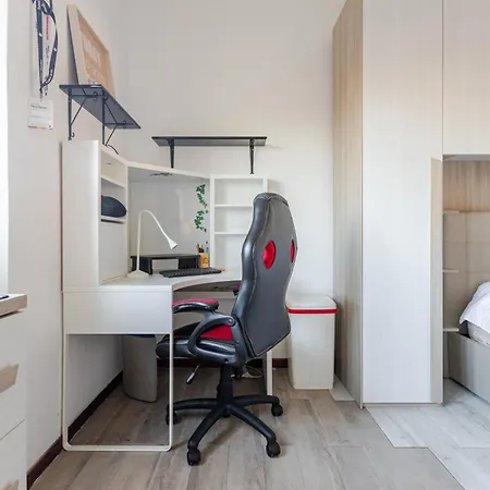 Modern Near Rogoredo Apartment