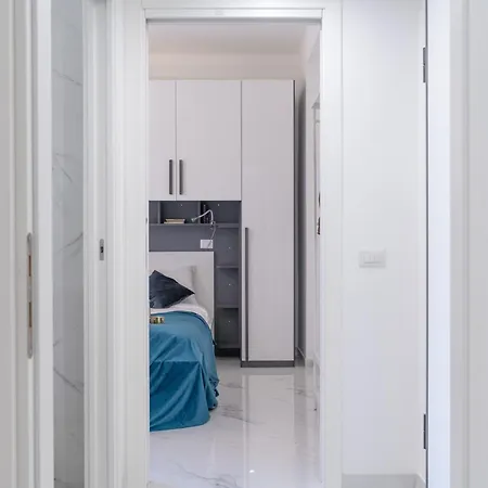 I Host - Palmanova 187 Milaan