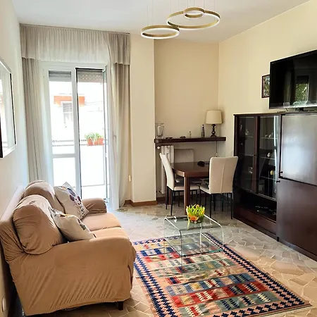 Apartamento La Casa Di Chira Con Casa Silvestro Milán