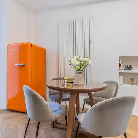 Broggi In Corso Buenos Aires *