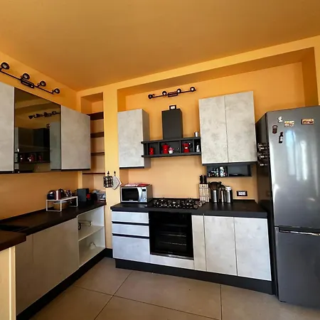 In Gioia,central Station - Casa Pollons Apartament *