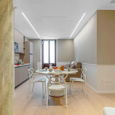 Vitruvio Palace - La Vista Apartment *