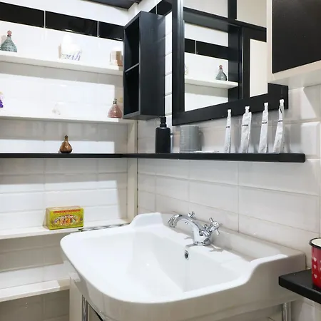 Apartment Custodi Premium Tra Navigli E Bocconi *