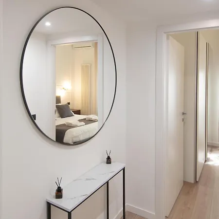 Casa Enea - Luxury - Porta Romana - Duomo M3 *