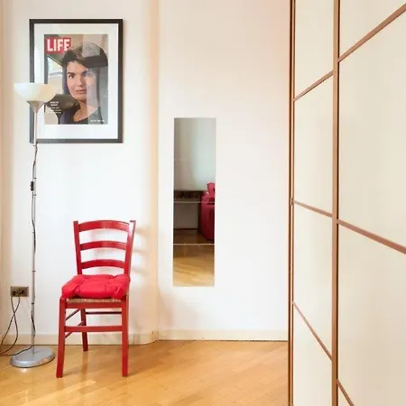 La Tana Del Leone In Centro A Milán