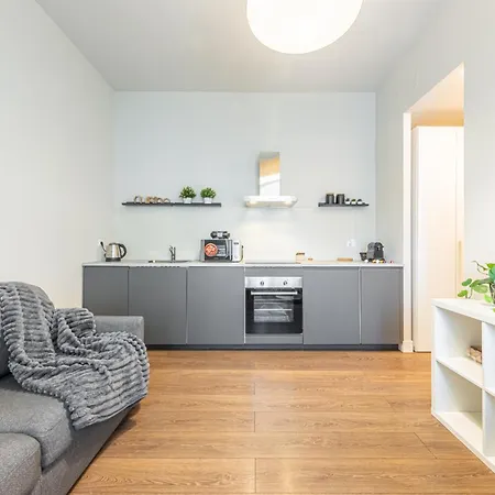 Apartment Lovely - 10min Duomo-centrale Fs