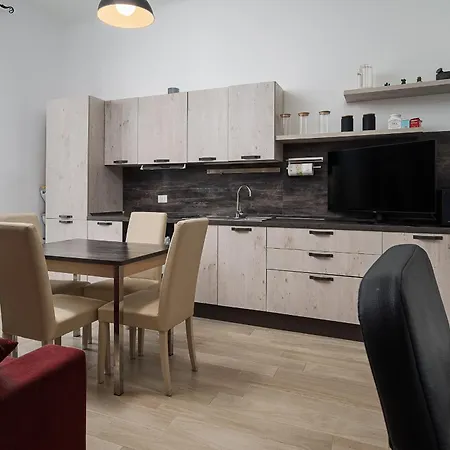 Apartmán New - M2 Famagosta - Bocconi And Darsena *