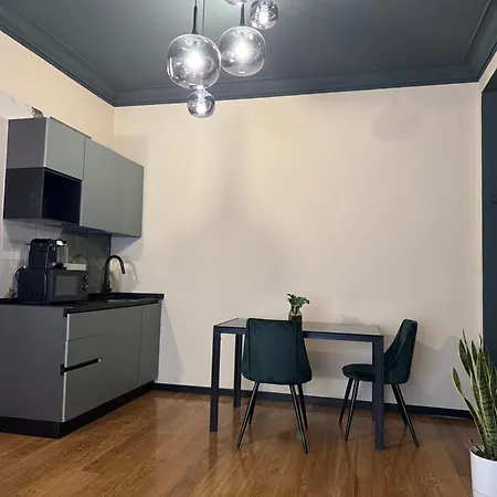 Flat In Duomo Apartment *