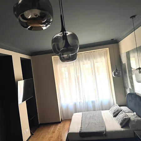 Flat In Duomo דירה מילאנו