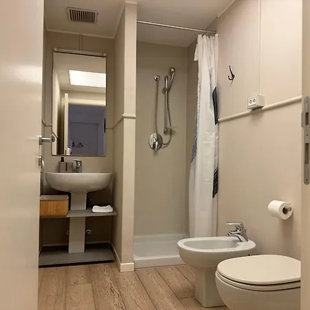 Appartement Gioire - Duomo 4 Metro Stops - Near Olympic Village Milan